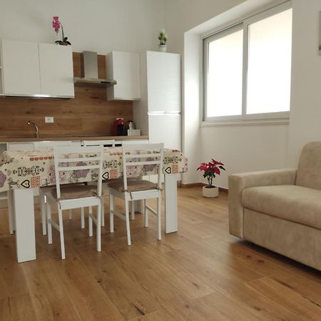 Dimora Gassi White Vila Mola di Bari Exterior foto